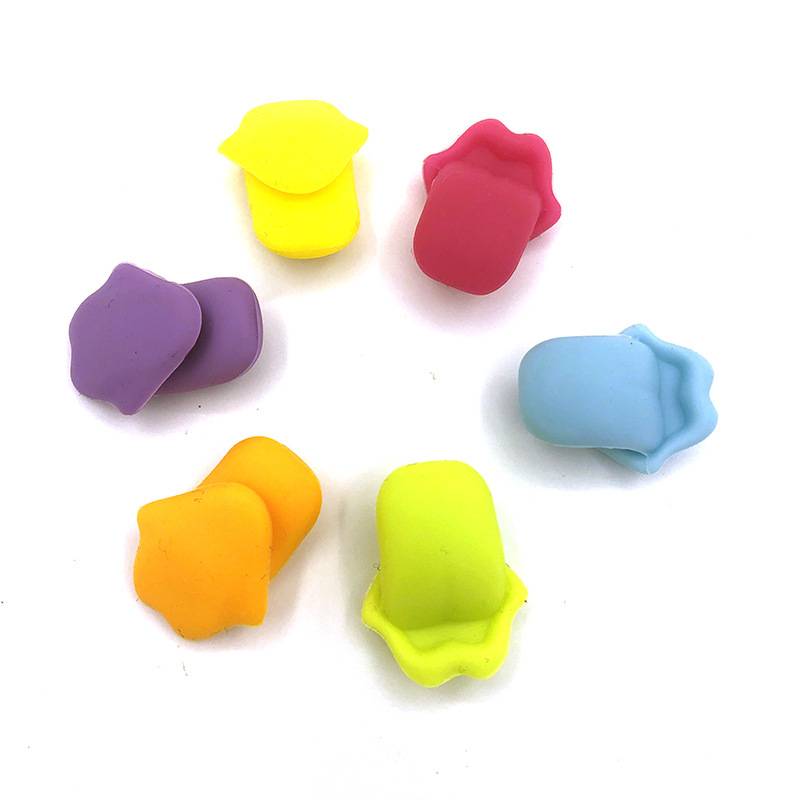 Silicone Red Wine Glass Tongue Recognizer 4