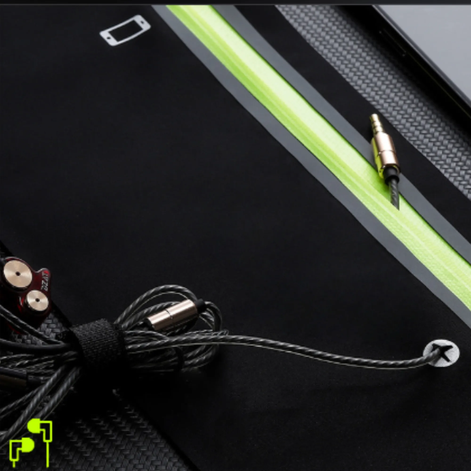 Waterproof Reflective Ultra Thin Elastic Sports Waist Packs 4
