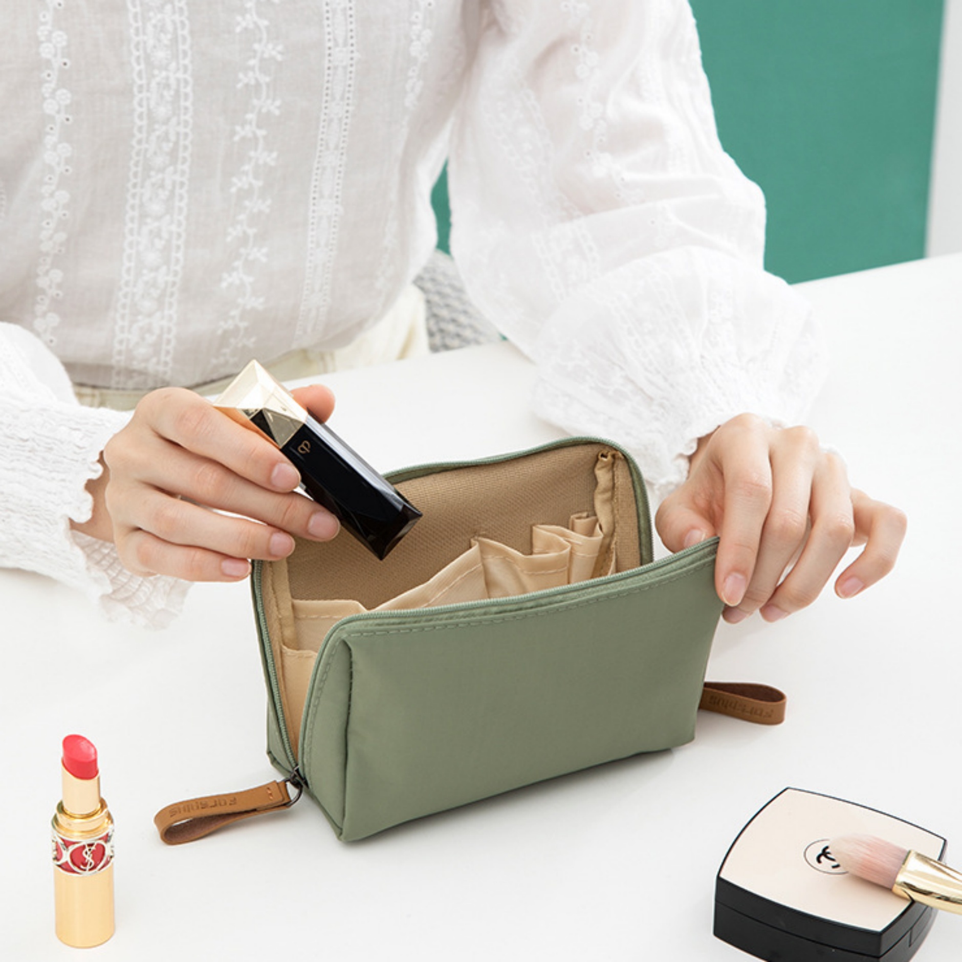 Large Portable Cosmetic Bag 6