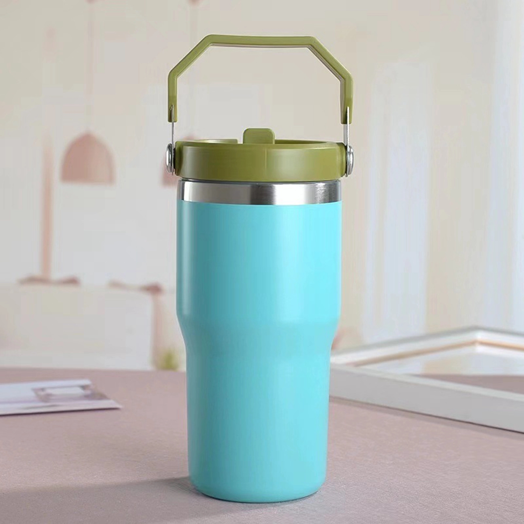 20 Oz. Vacuum Tumbler with Handle & Flip Straw Lid 2