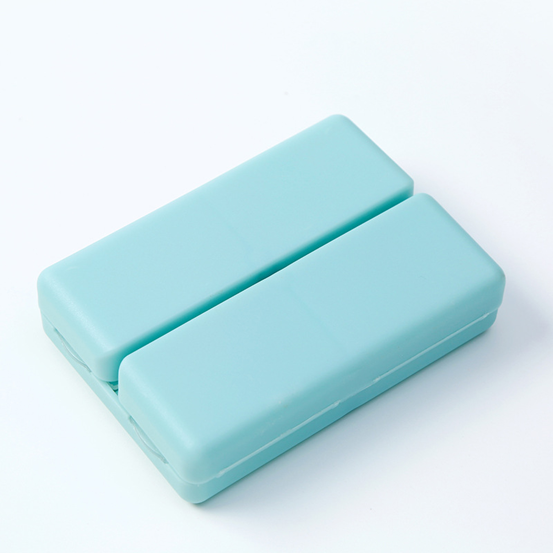 7 Compartment Portable Travel Pill Organizer 3