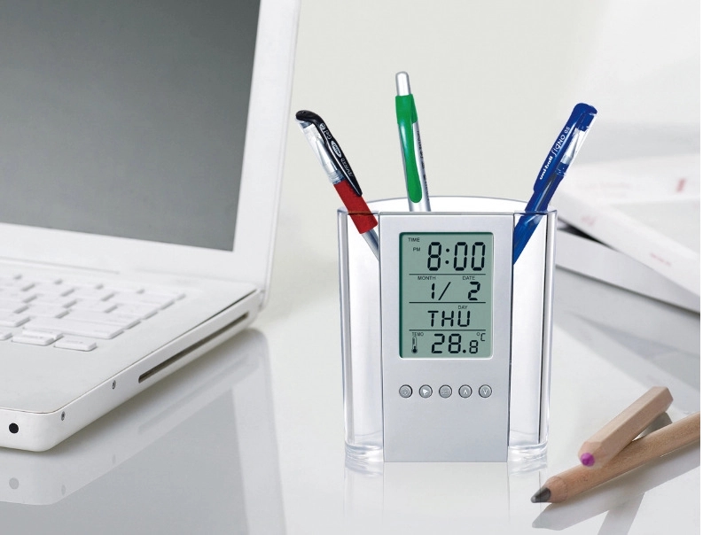Executive Pen & Pencil Cup with Digital Calendar 3