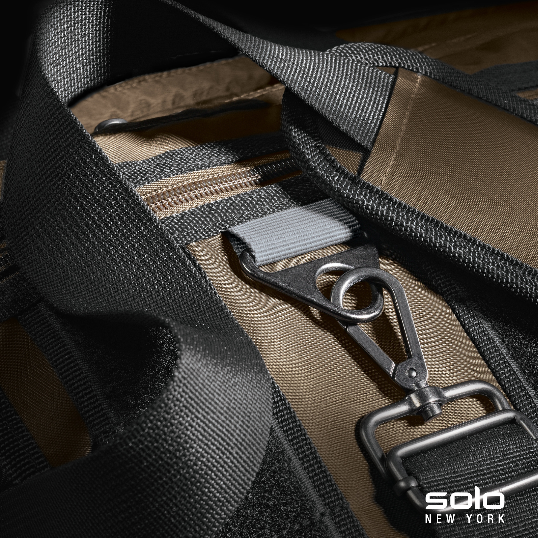 Solo New York Zone Briefcase Backpack Hybrid 13
