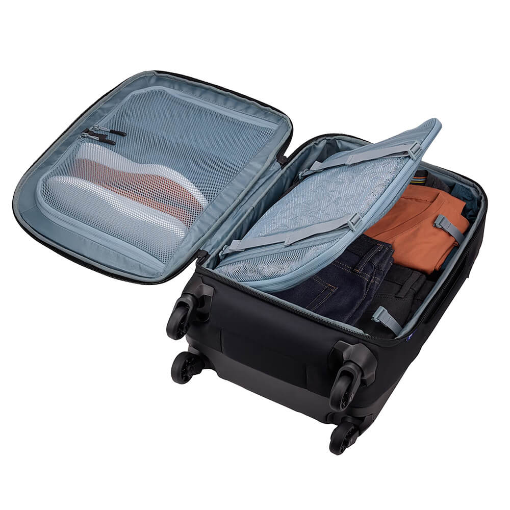 Thule Subterra 2 Carry On Spinner 10