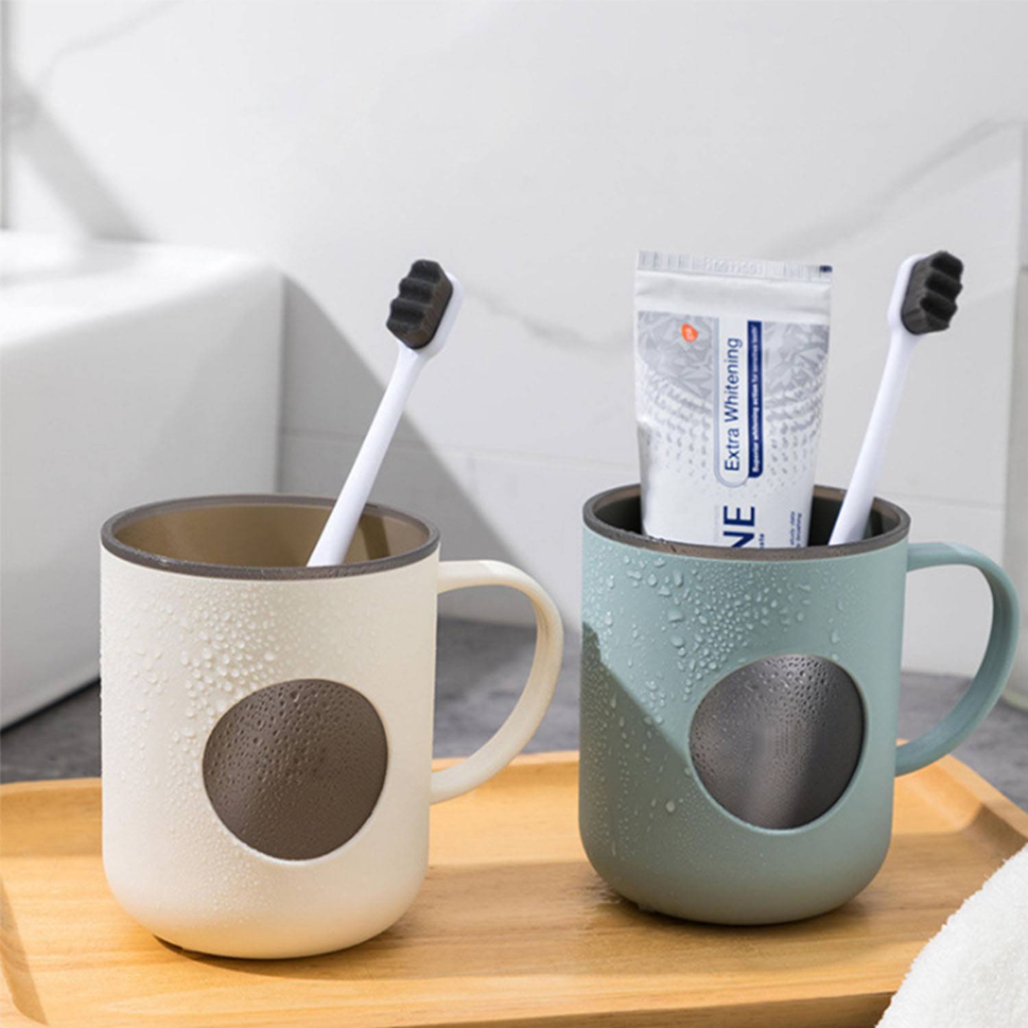 Double layer plastic household toothbrush cup 2