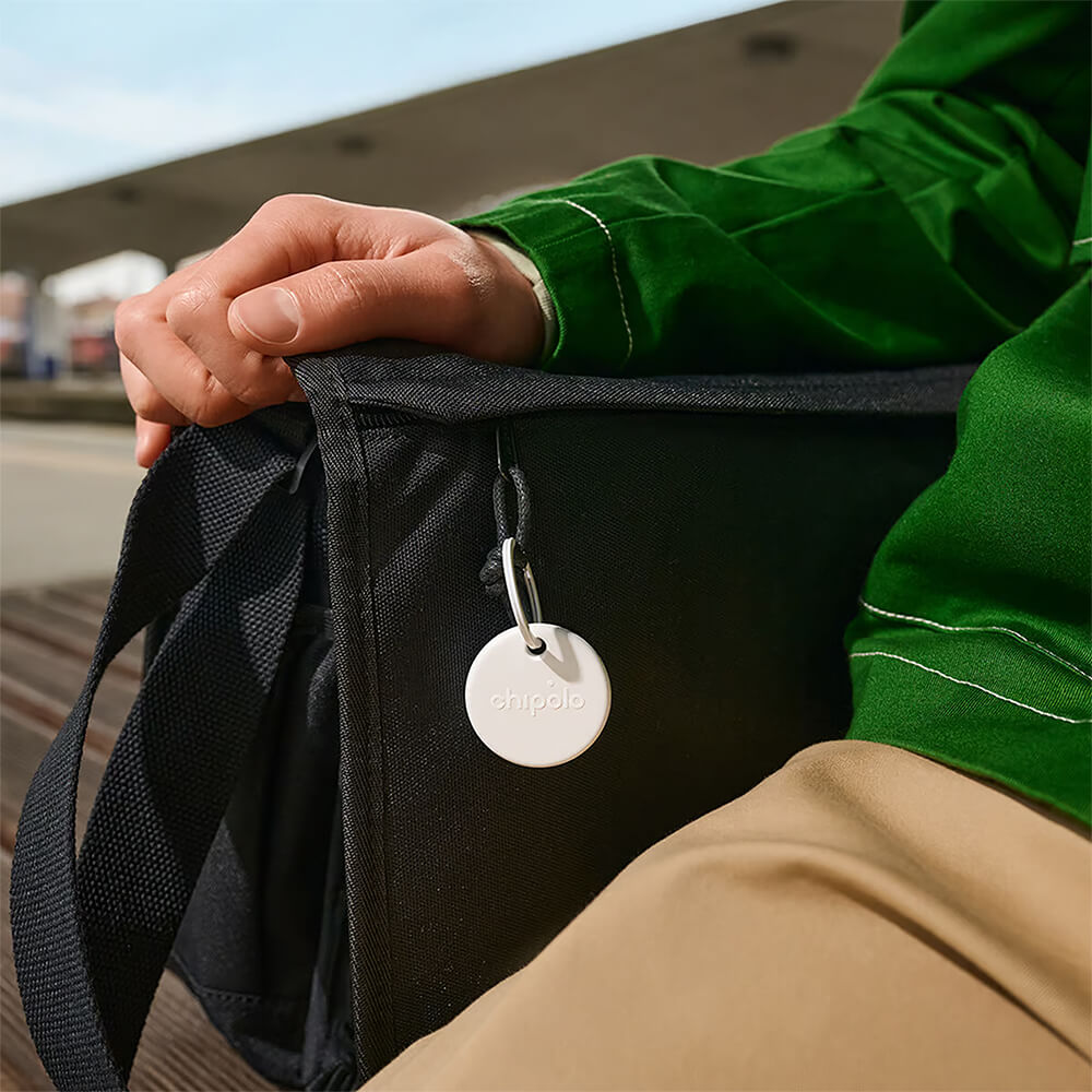 Chipolo POP Bluetooth Item Finder 28