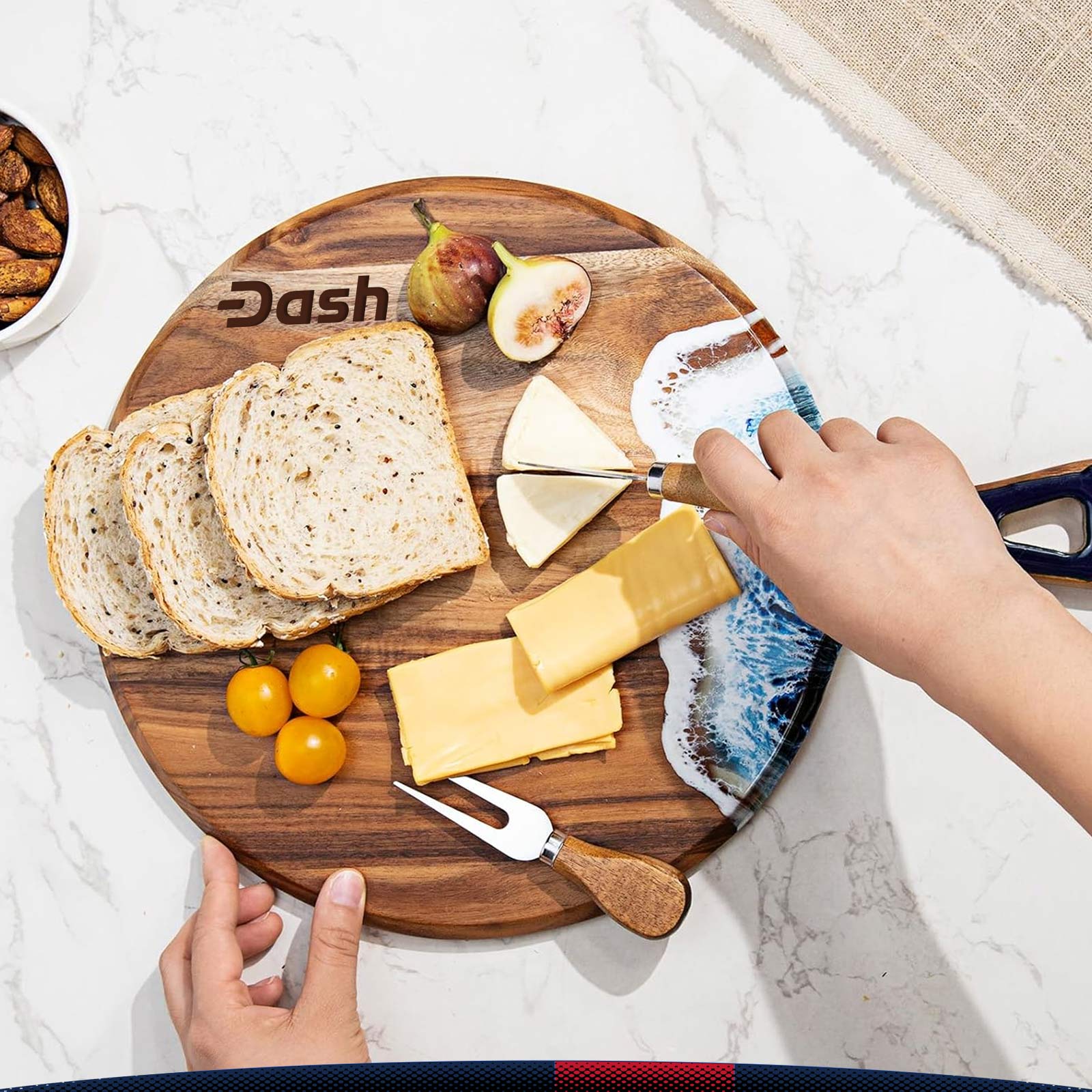 Lureth Ocean Resin-Wood Cutting Board 2
