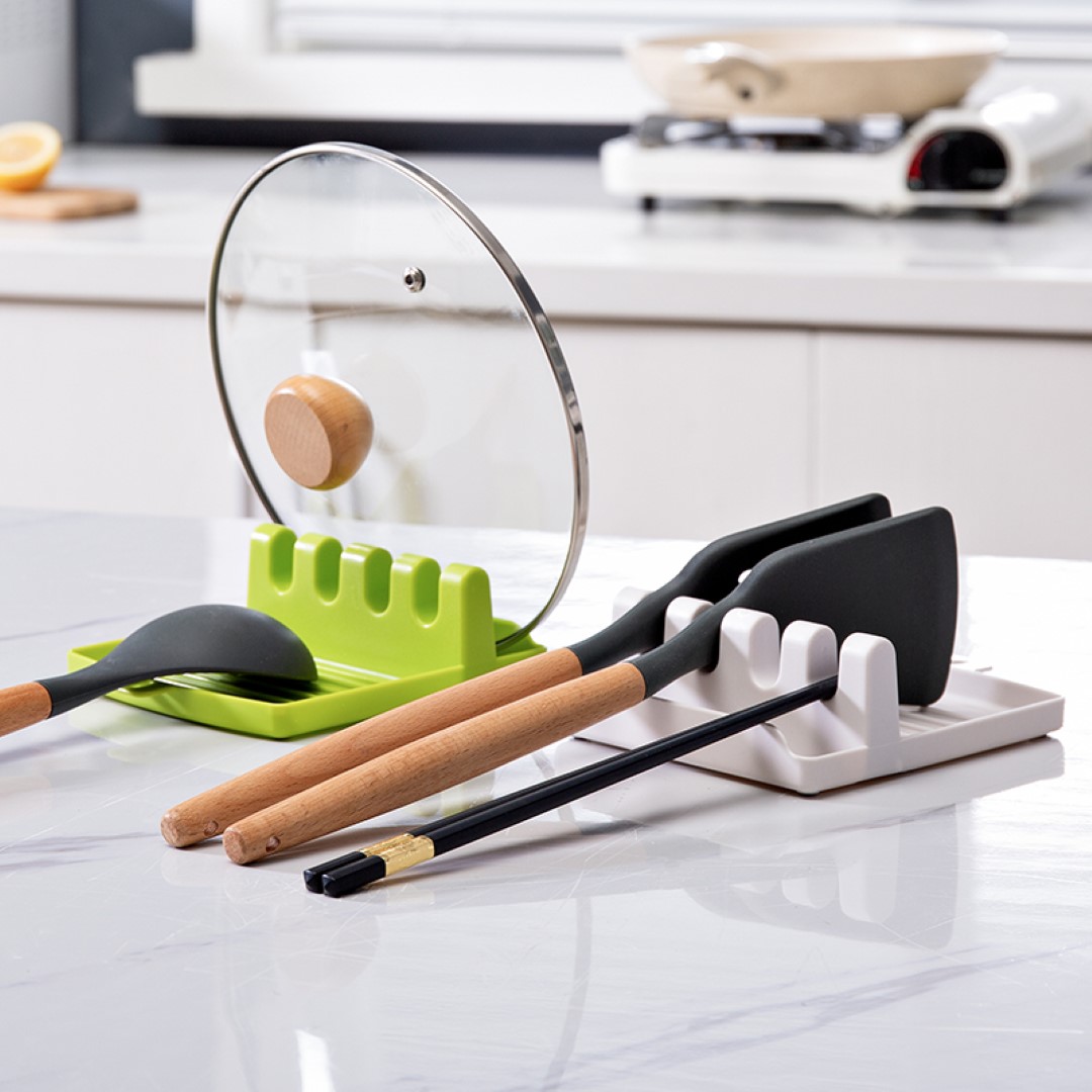 Silicone Utensil Rest with Drip Pad 1