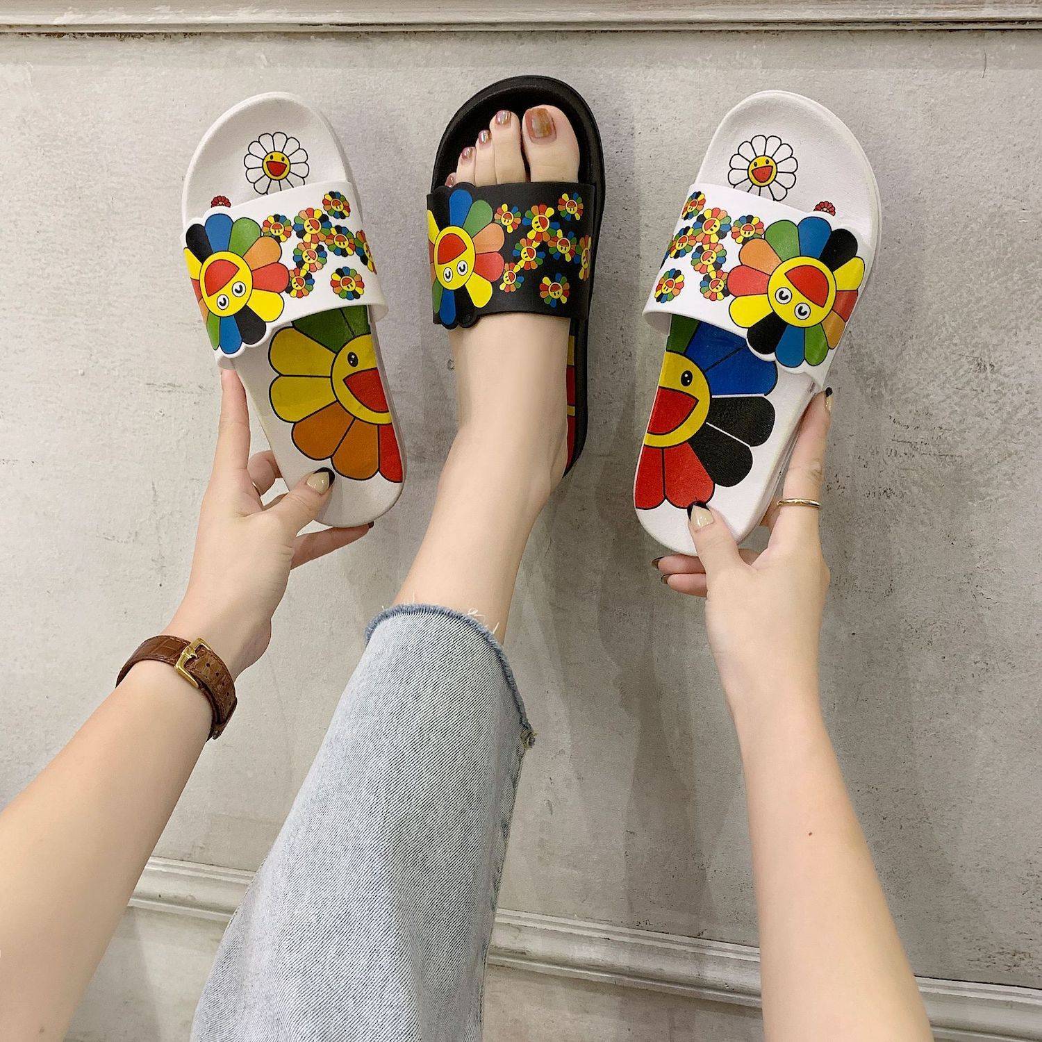 Women Beach Slippers Shower Flip Flops 2