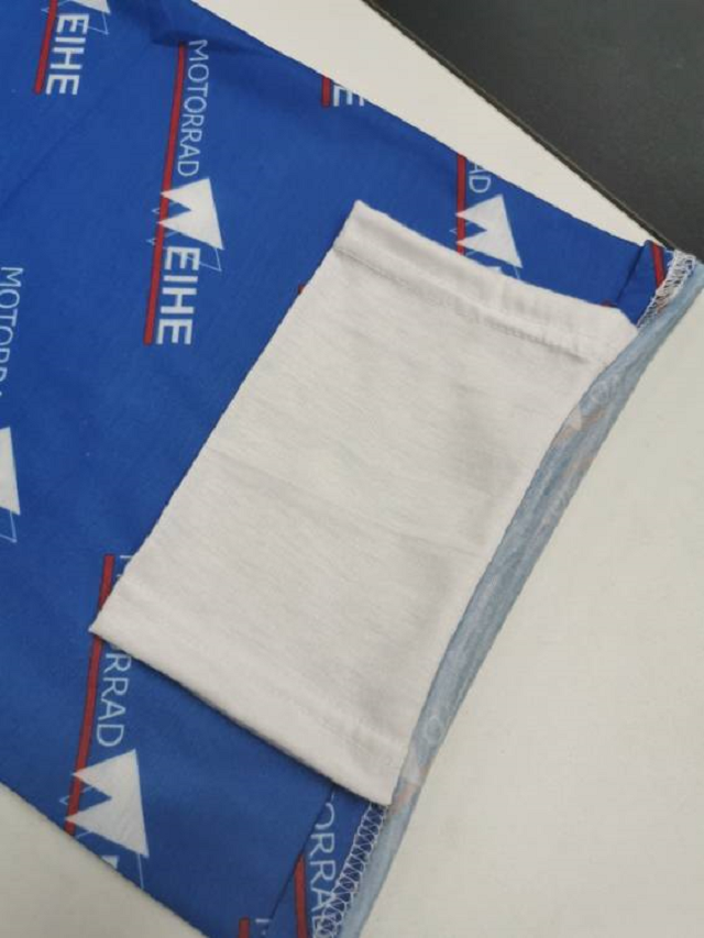 Neck Gaiter with Filter Insert 2
