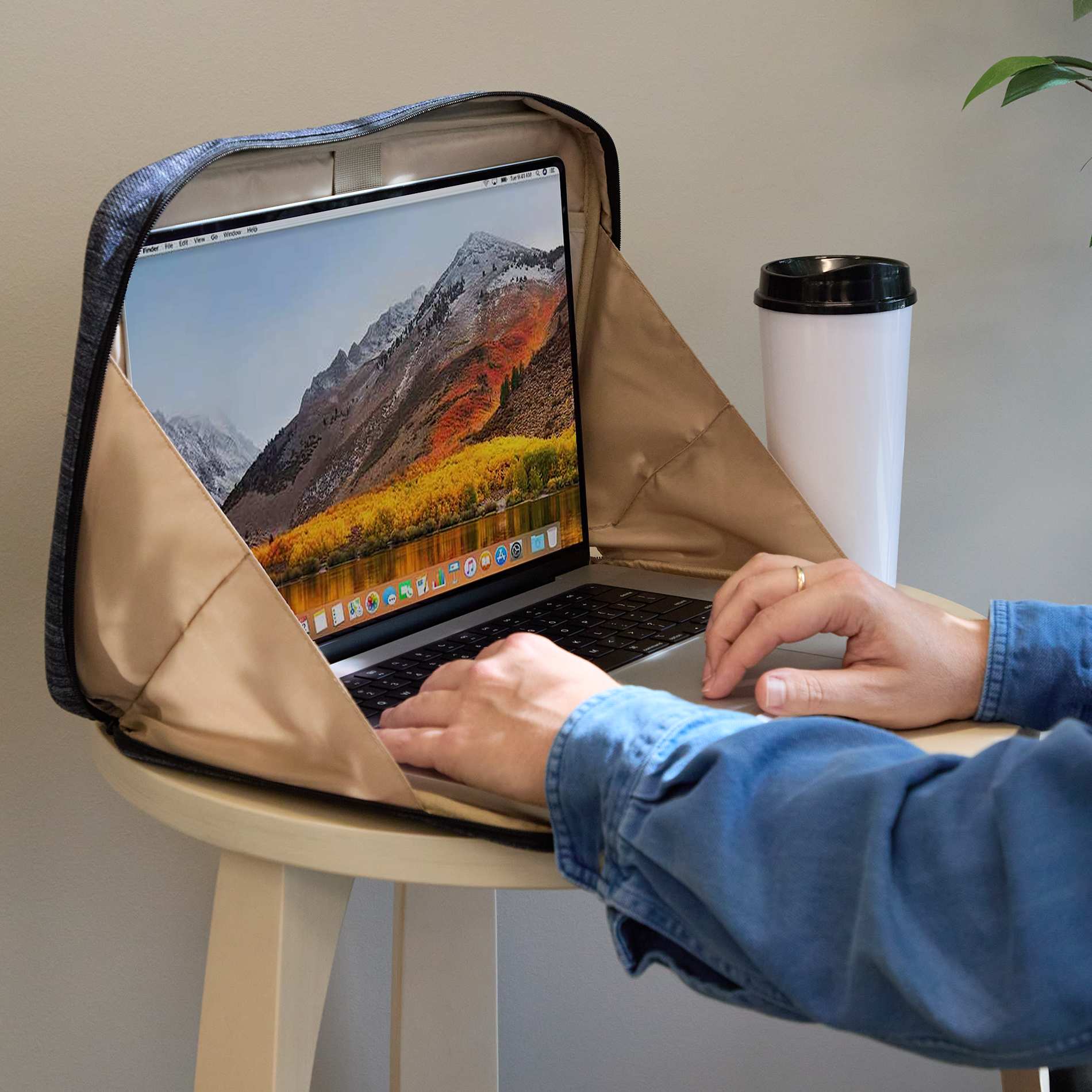 The Goods 2.0 Recycled Mobile Office 84