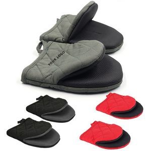 1 Pair Short Oven Mitts 3