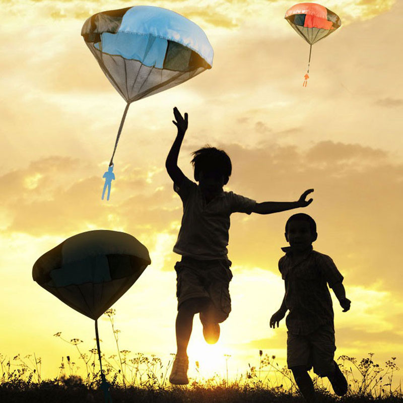 Kids Hand Throwing Parachute Toy Soldier 2