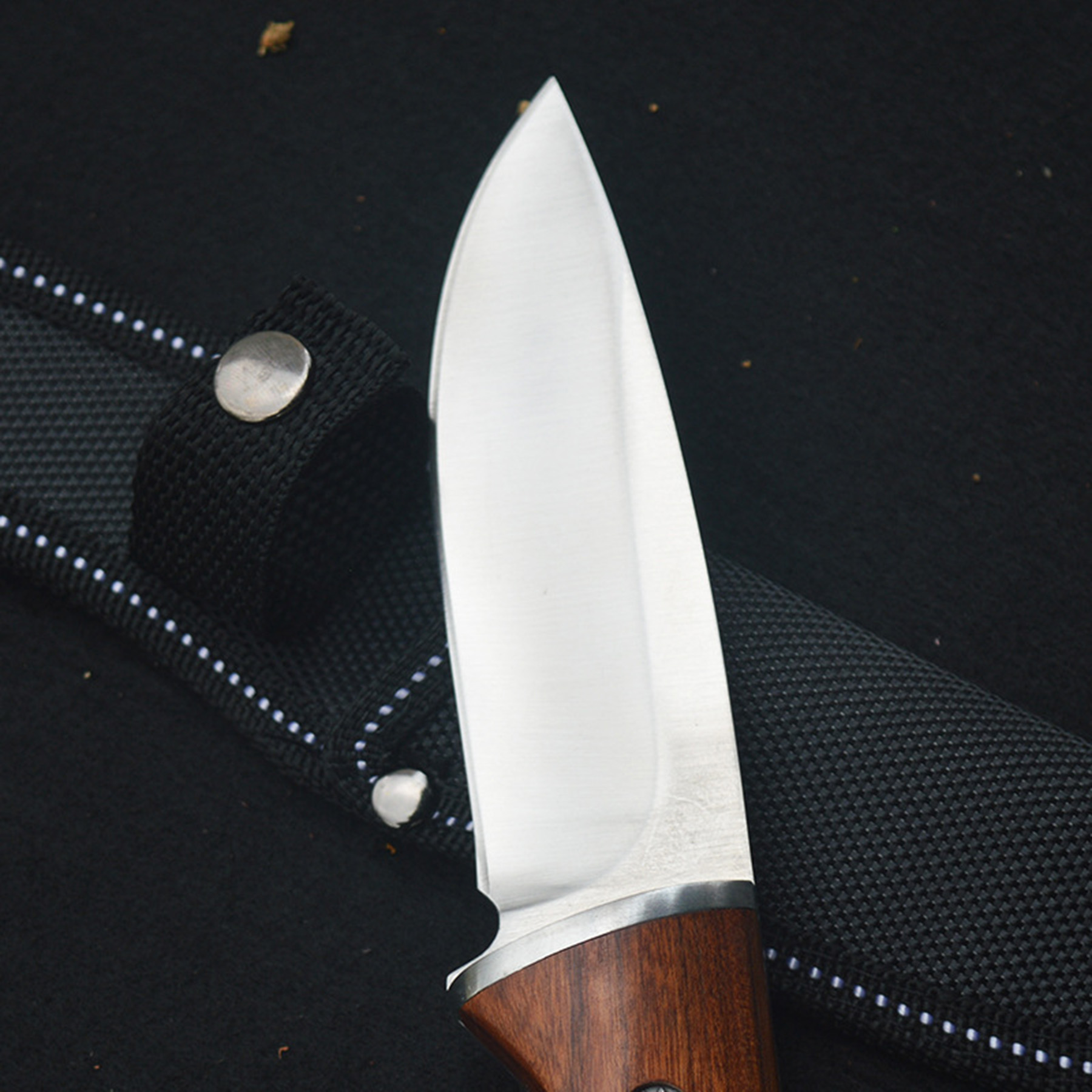 Steel Knife with Leather Sheath 3