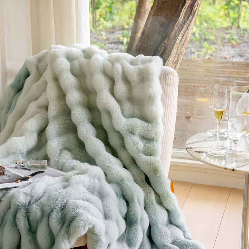 Thick Warm Double-Sided Rabbit Faux Fur Throw Blanket 9