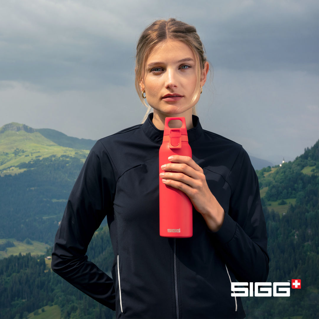 SIGG™ Hot & Cold One  Bottle - 17oz 1