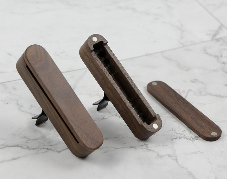 Wooden Diffuser with Ventilation Clip 2