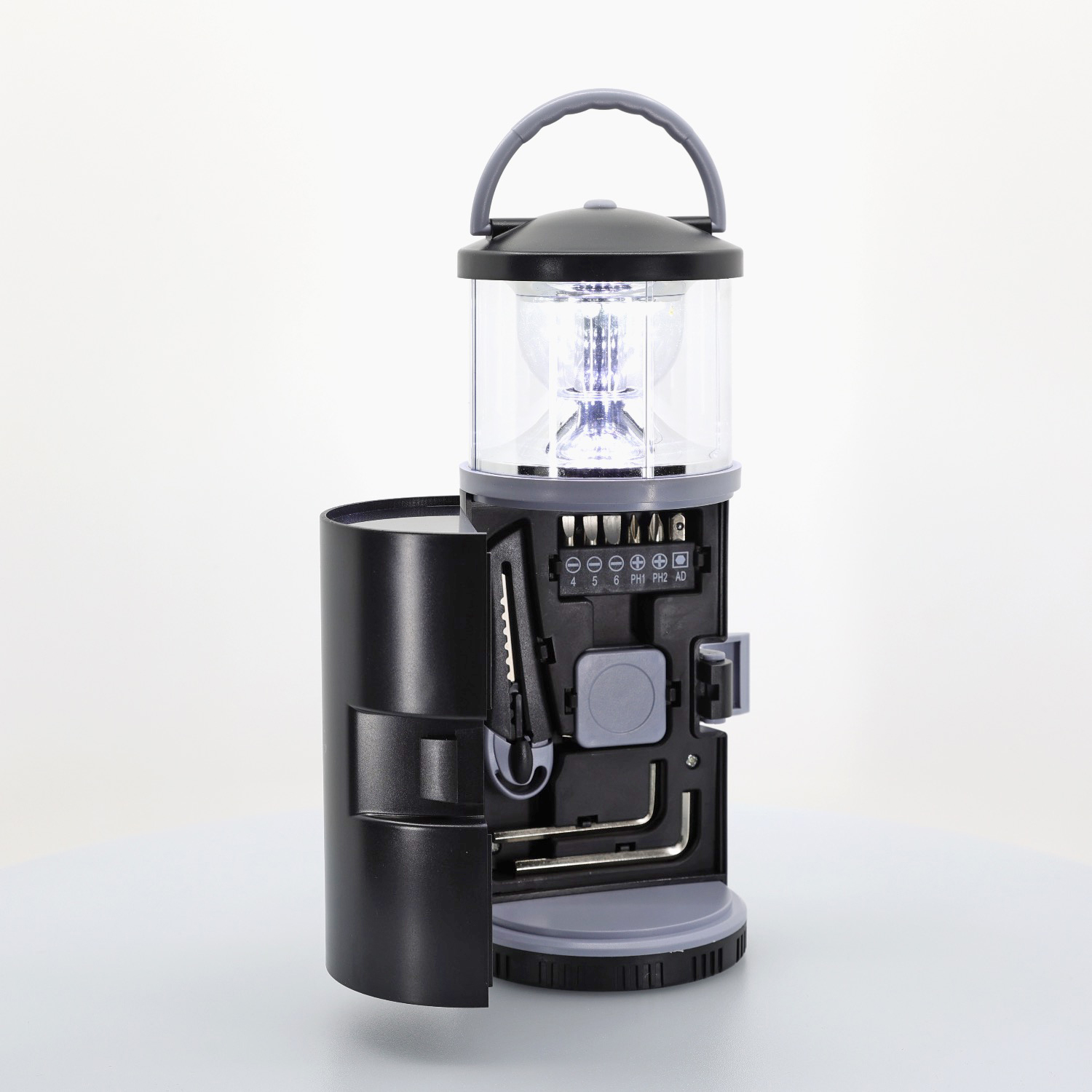 Lantern with Tool Set 43
