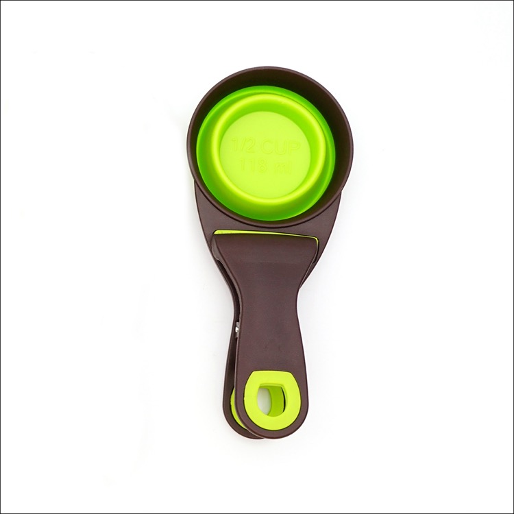 Pet Folded Scoop Dog Cat Sealing Clip Cup 2