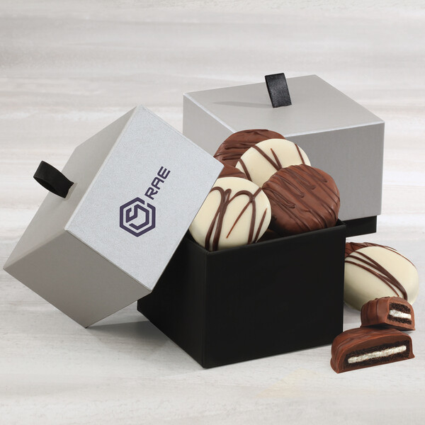 Subtle Sophistication with Chocolate Covered Oreo Cookies