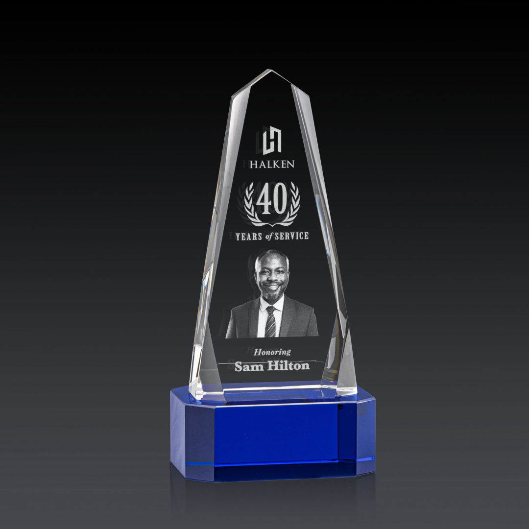 Geneva 3D Award on Base - Blue 4