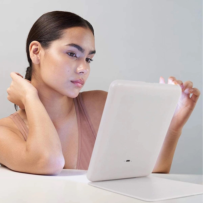 Foldable Rechargeable Mirror W/ Led Light 2