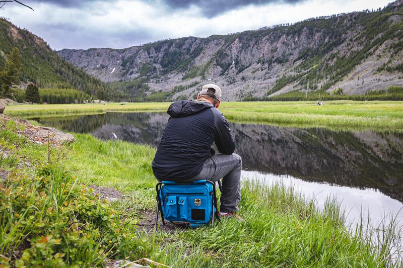 Basecamp Camp Throne 85