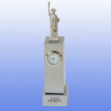 STATUE OF LIBERTY CLOCK 8" 1