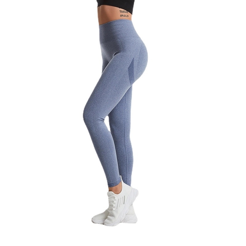 Woman seamless yoga pants 2