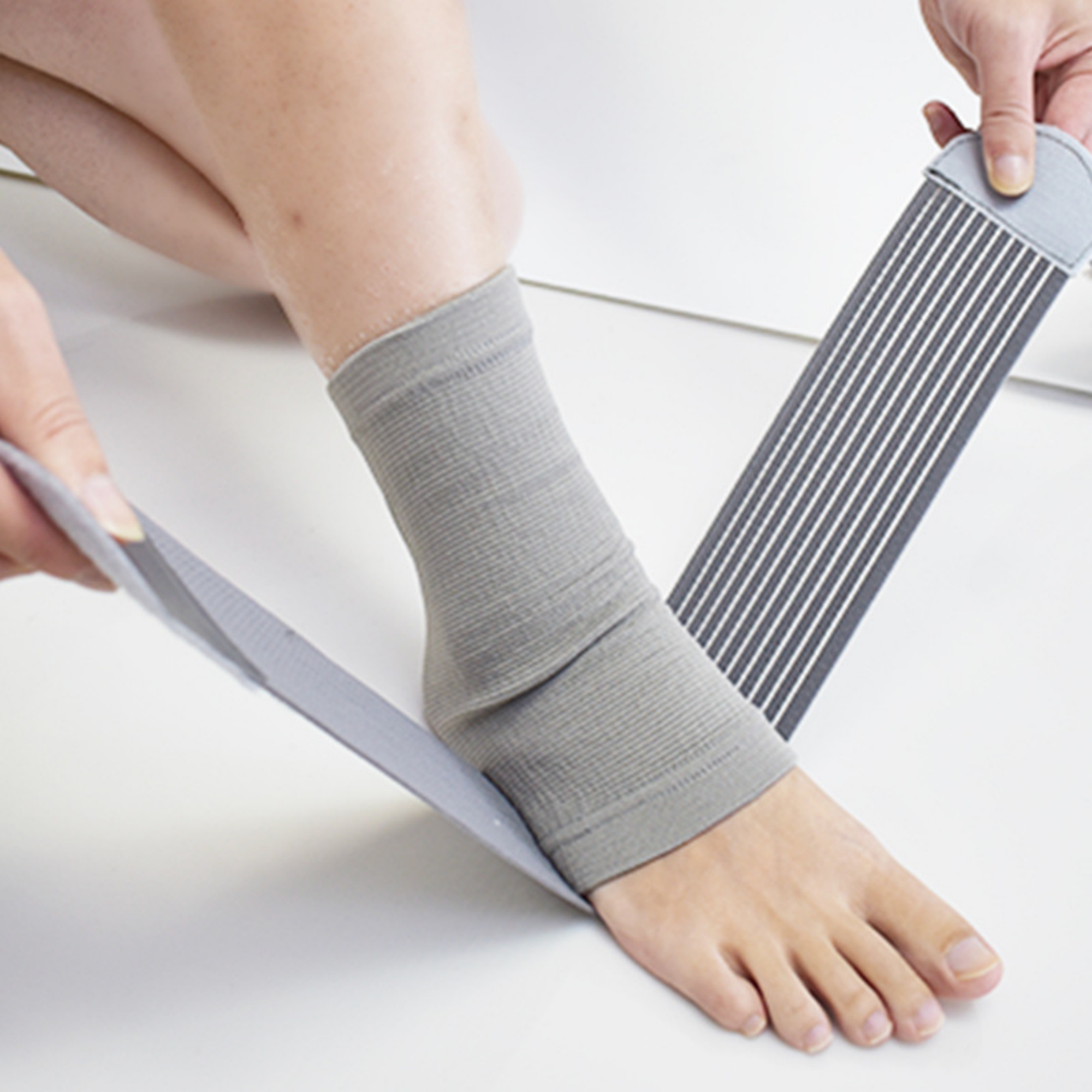 Ankle Support With Strap 6