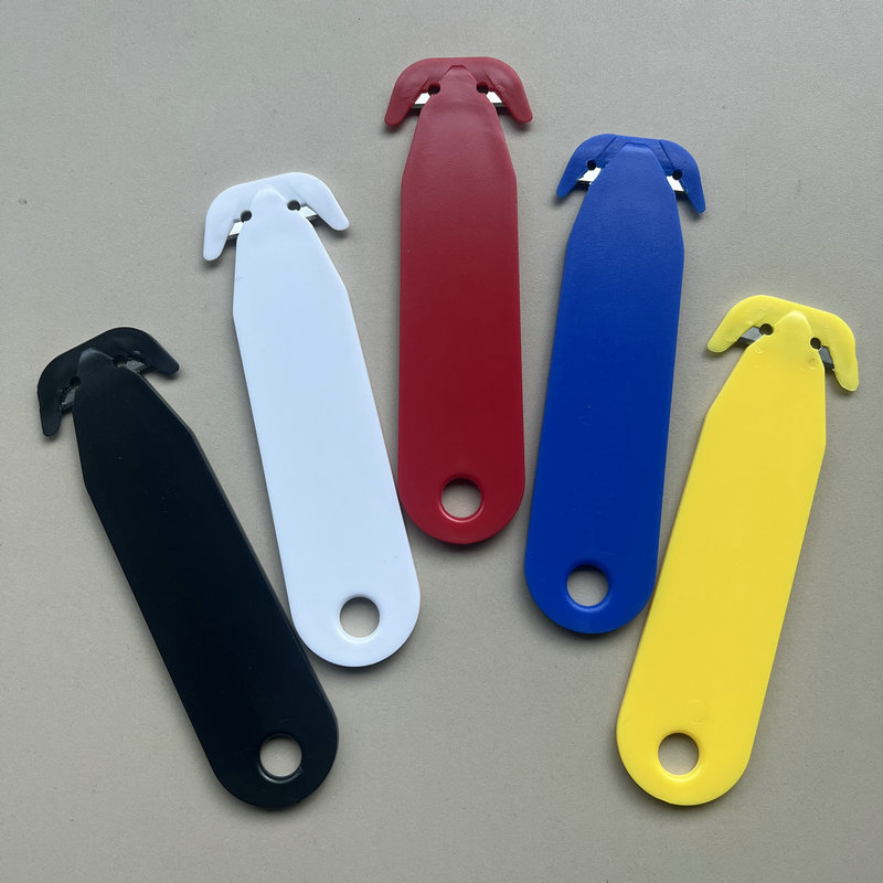 Double-edged Safety Cutter 1