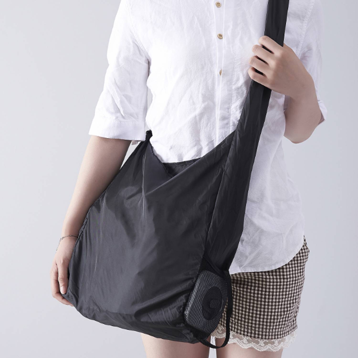 Large Roll Foldable Grocery Crossbody Shopping Bag 3