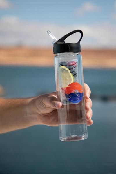 BAJA 25 oz. Fruit Fusion Bottle with Freedom Lid & Basket 23