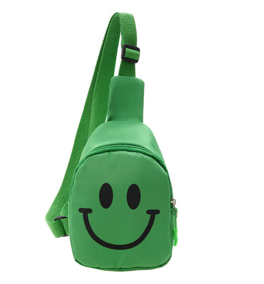 Smiling children's messenger chest bag 6