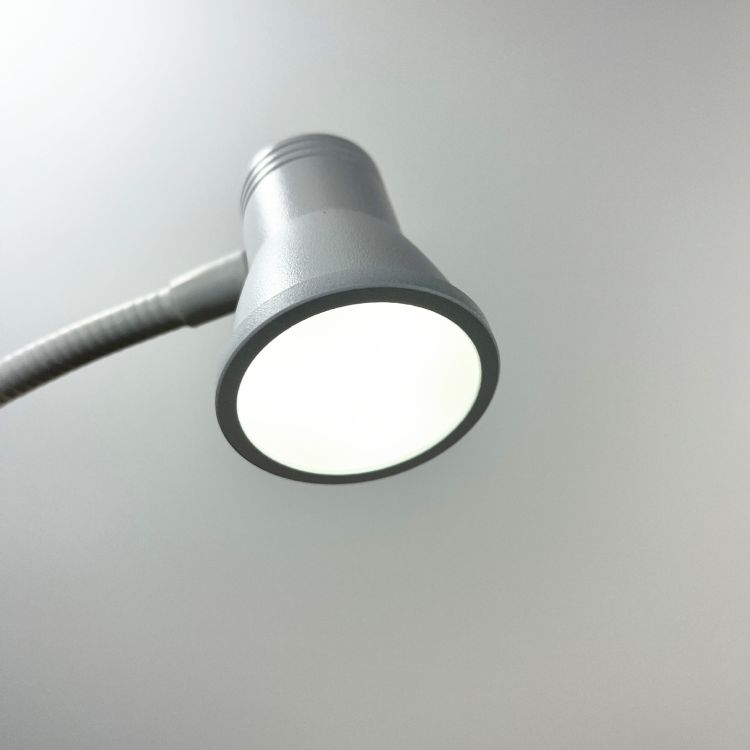 Clip on desk lamp 8