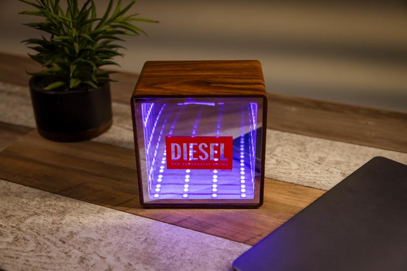 Orbit Wood Grain Mirror Light-Up Speaker 32