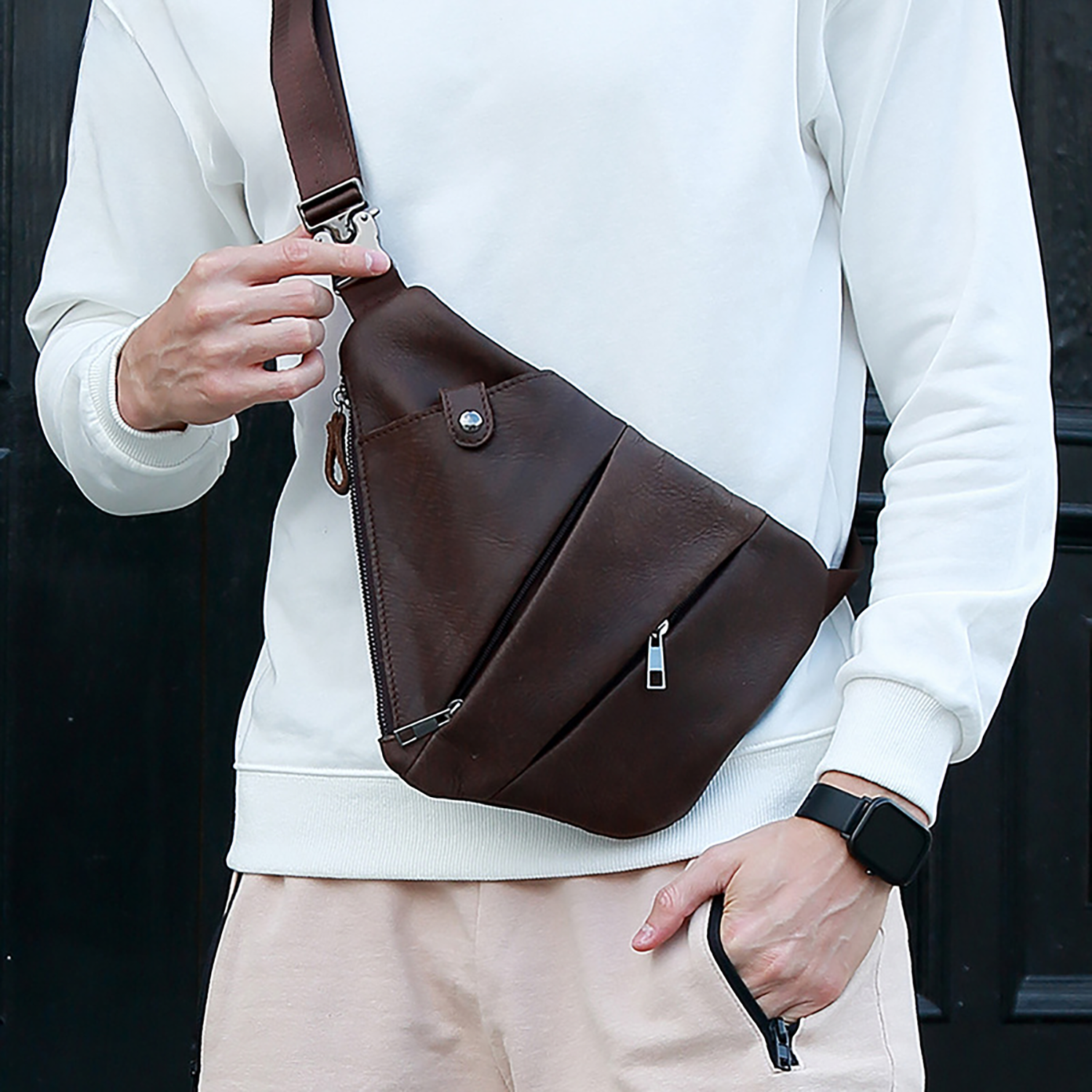 Men's Outdoor Sports Genuine Leather Crossbody Bag 7