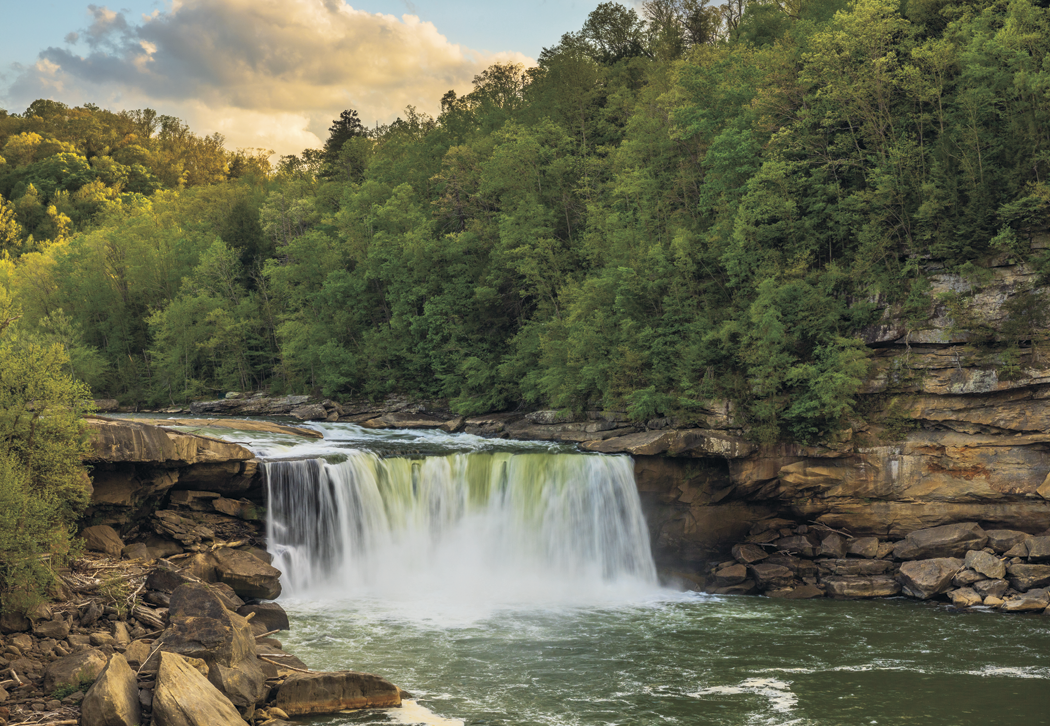 HotLine® Products Scenic America® Executive-White Ad Calendar 23