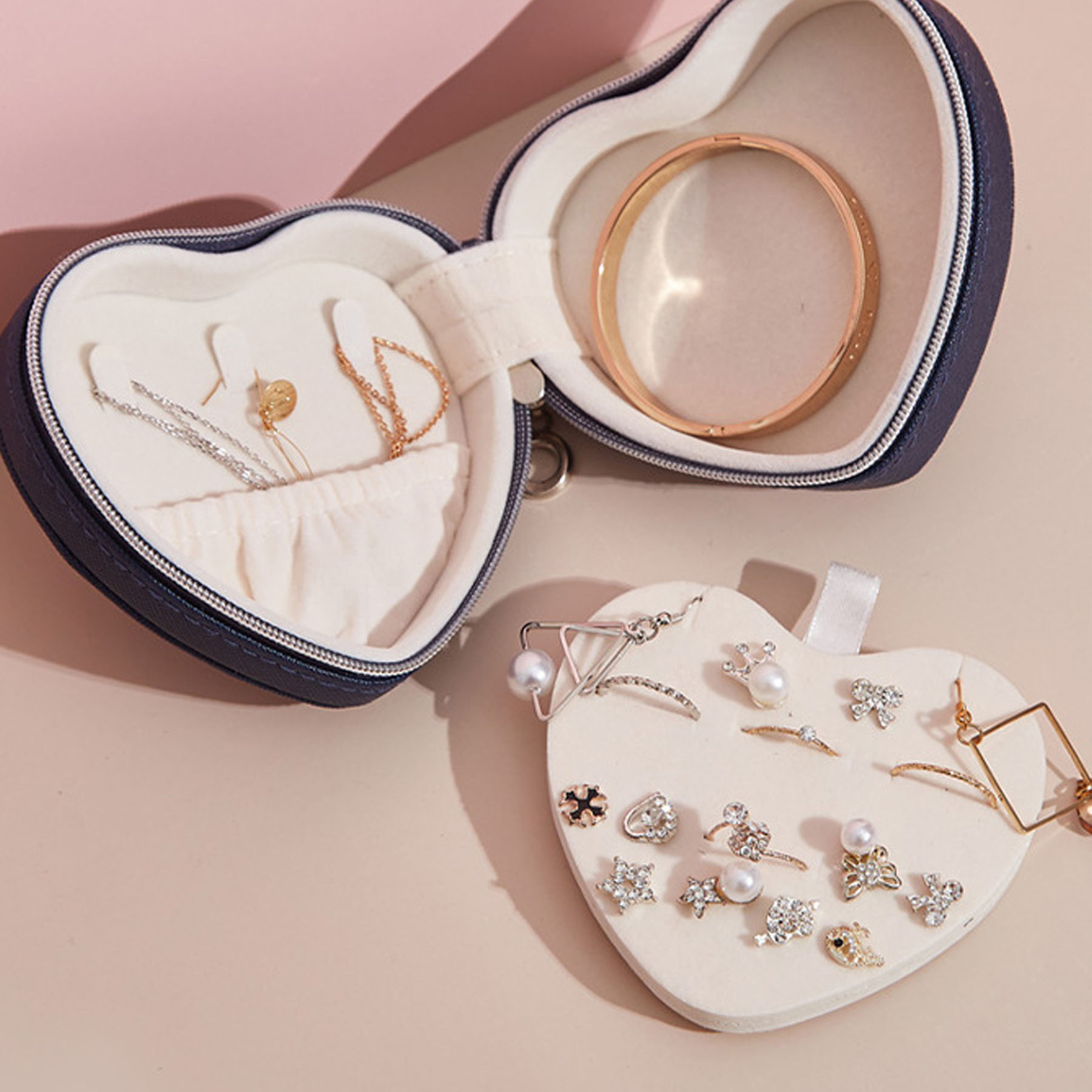 Heart-Shaped PU Leather Jewelry Case 8