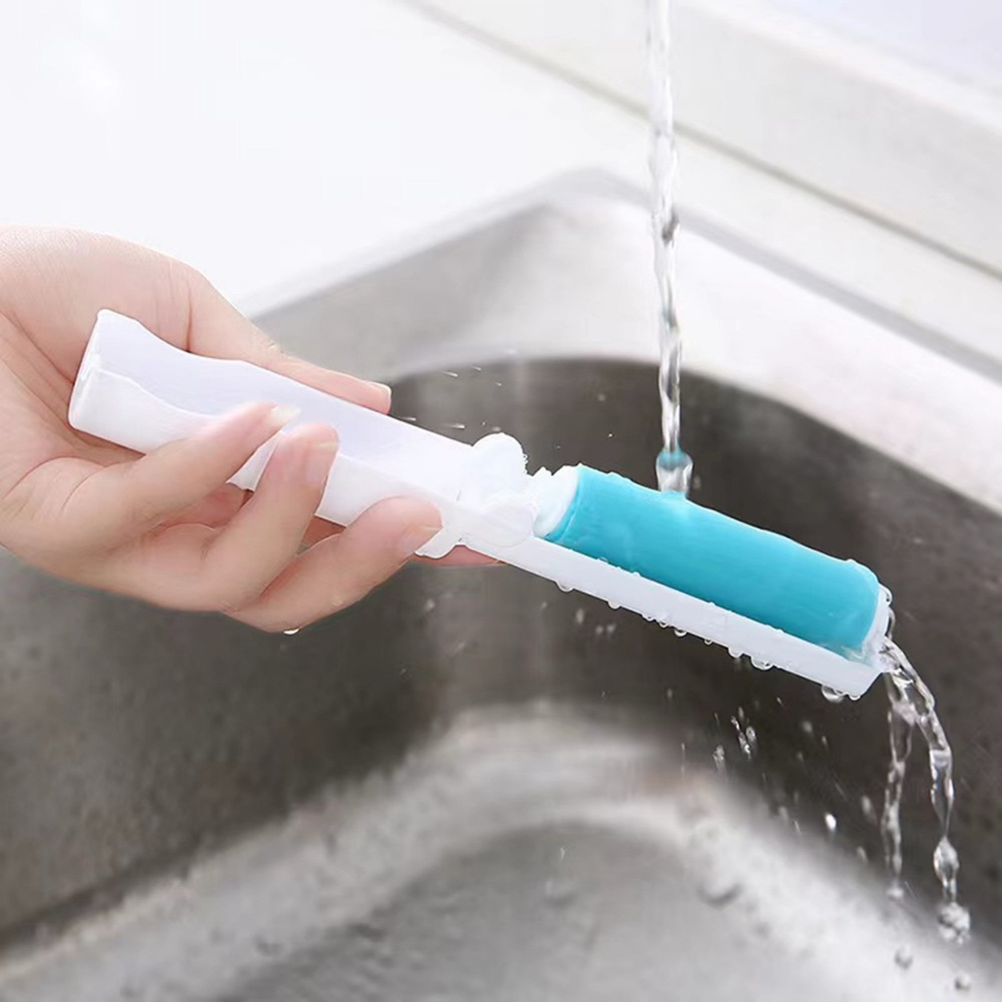 Pocket-sized Lint Roller 4