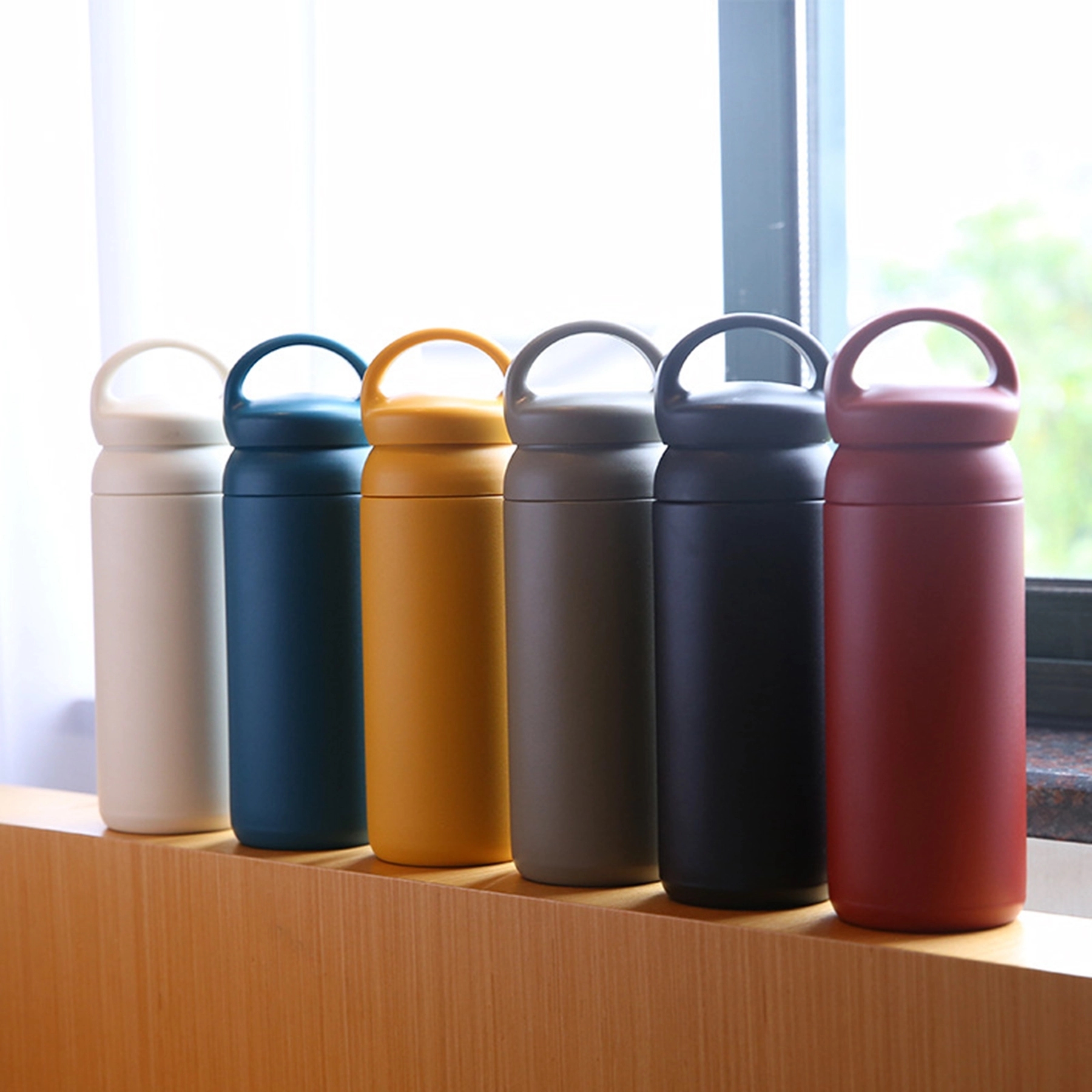 12 oz Double Wall Stainless Steel Vacuum Tumbler with Handle 5