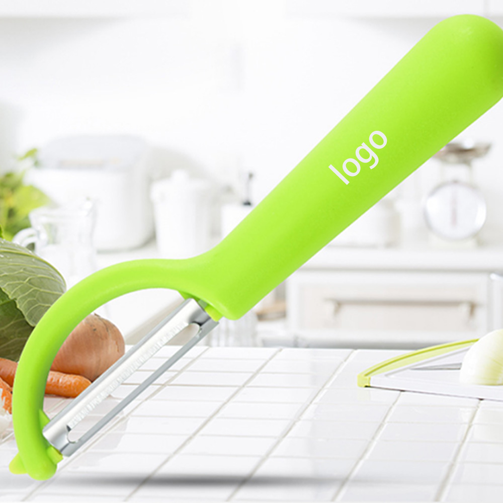 Fruit and Vegetable Peeler 3