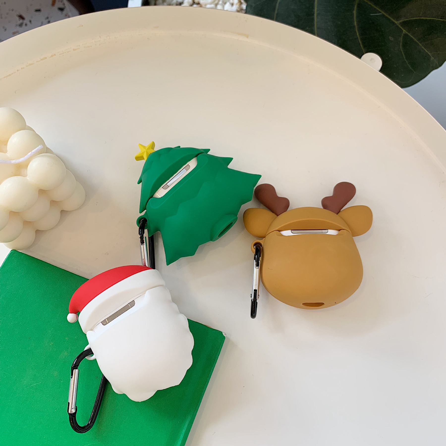 Christmas Decoration 3D Cartoon Silicone pod Case 1