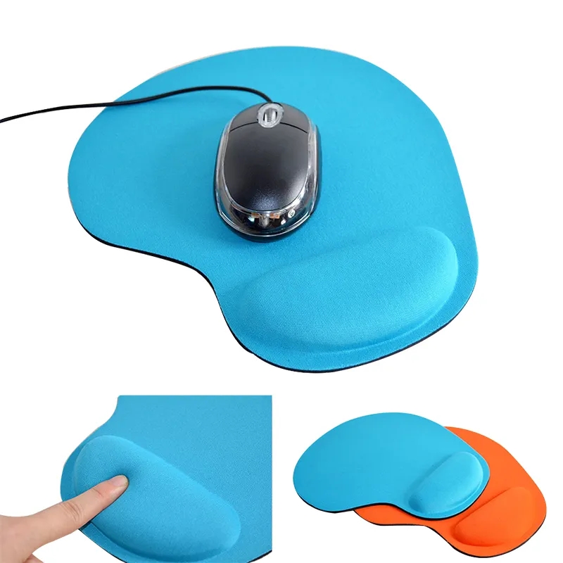 Mouse Pad with Wrist Support 3