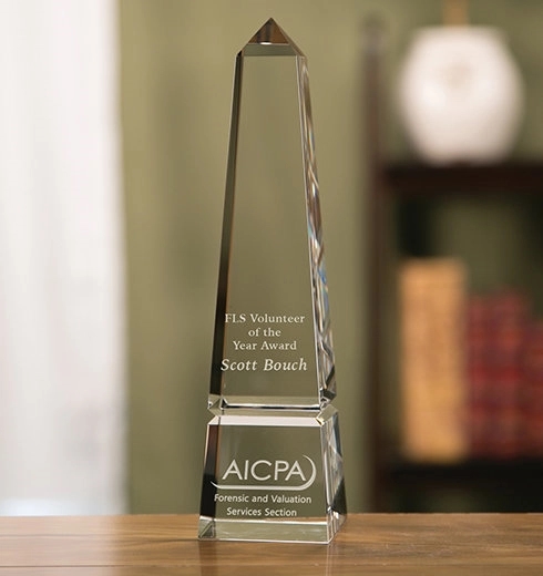 Classic Obelisk Award 3