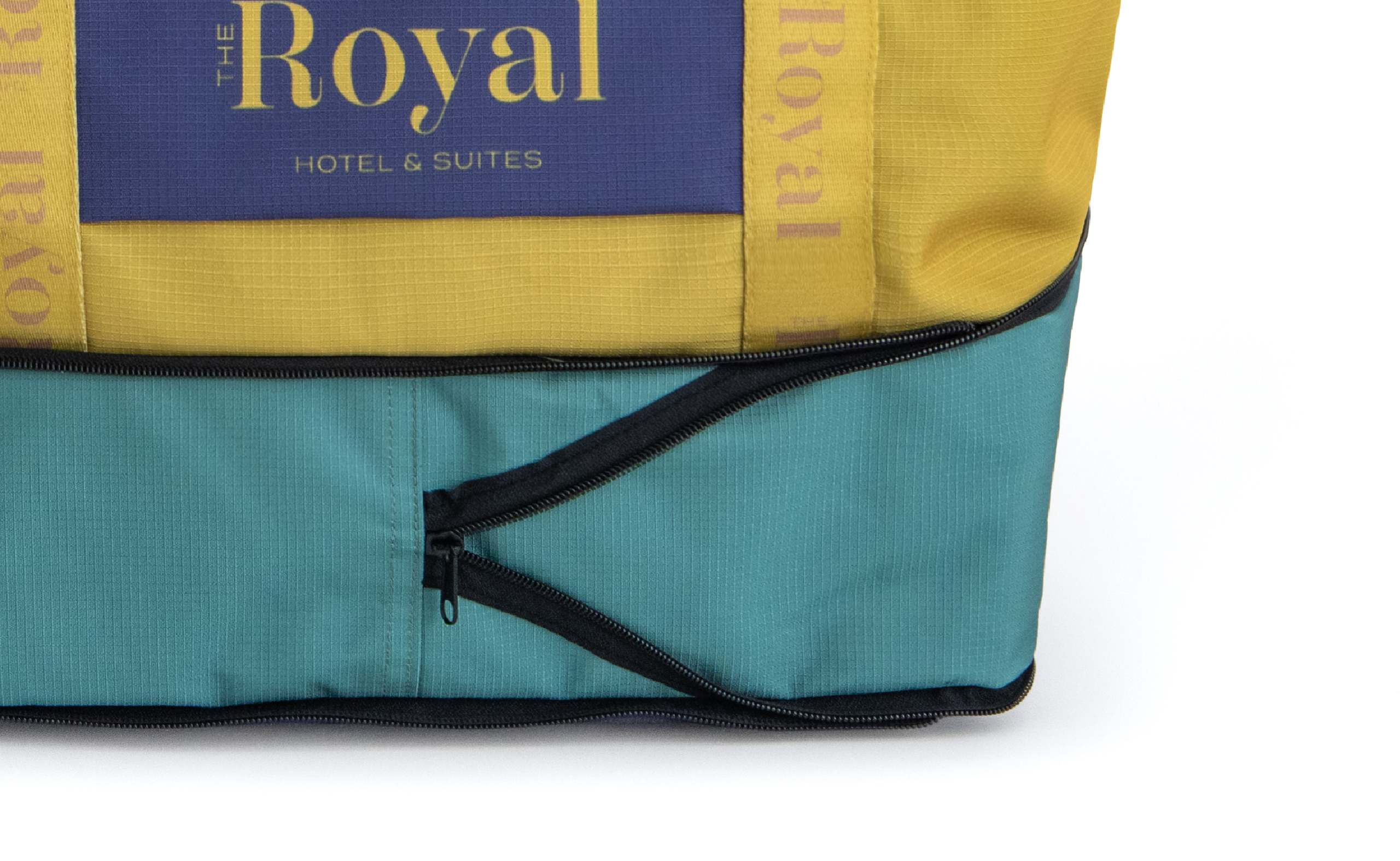 DuraGrid Expandable Weekender 1