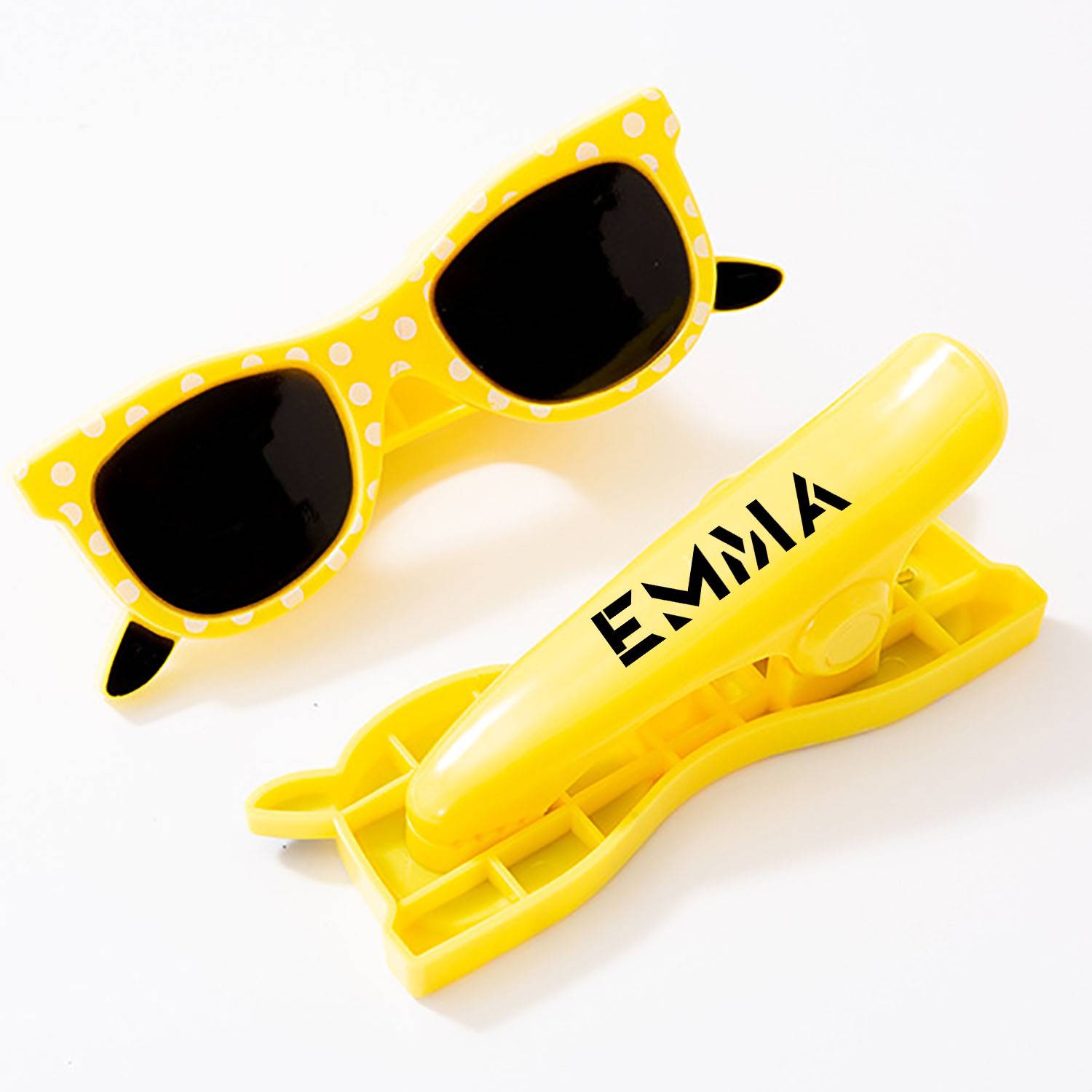 Sunglasses Shaped Towel Clips For Beach Chairs 2