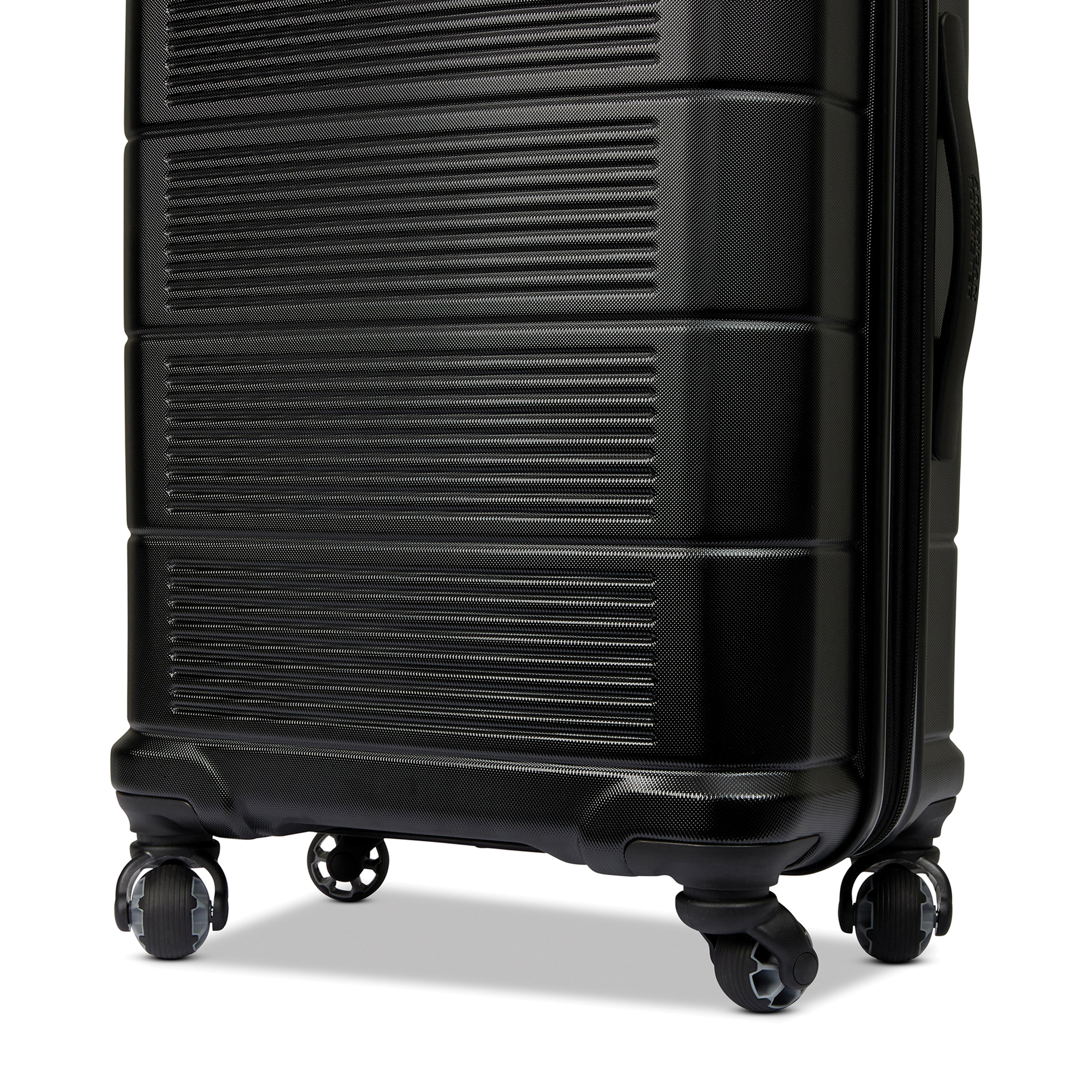 American Tourister® Stratum 2.0 Carry-On Spinner 3