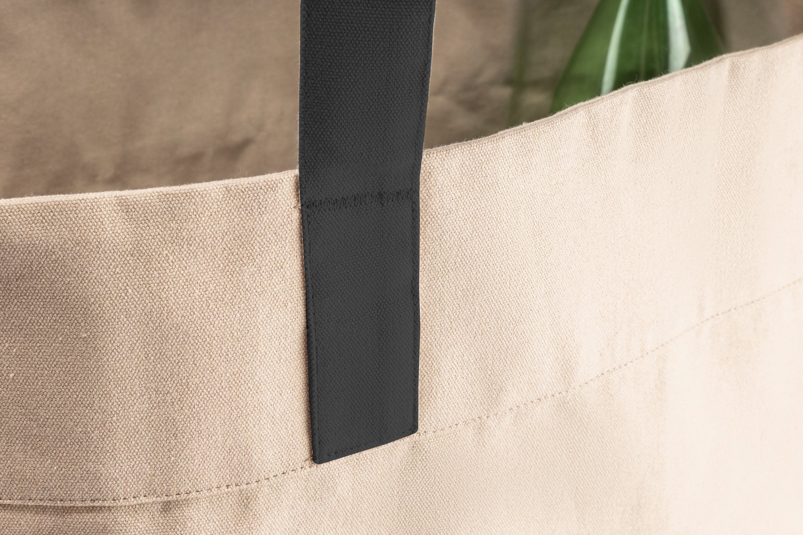 Trace & Carry Large Tote 12