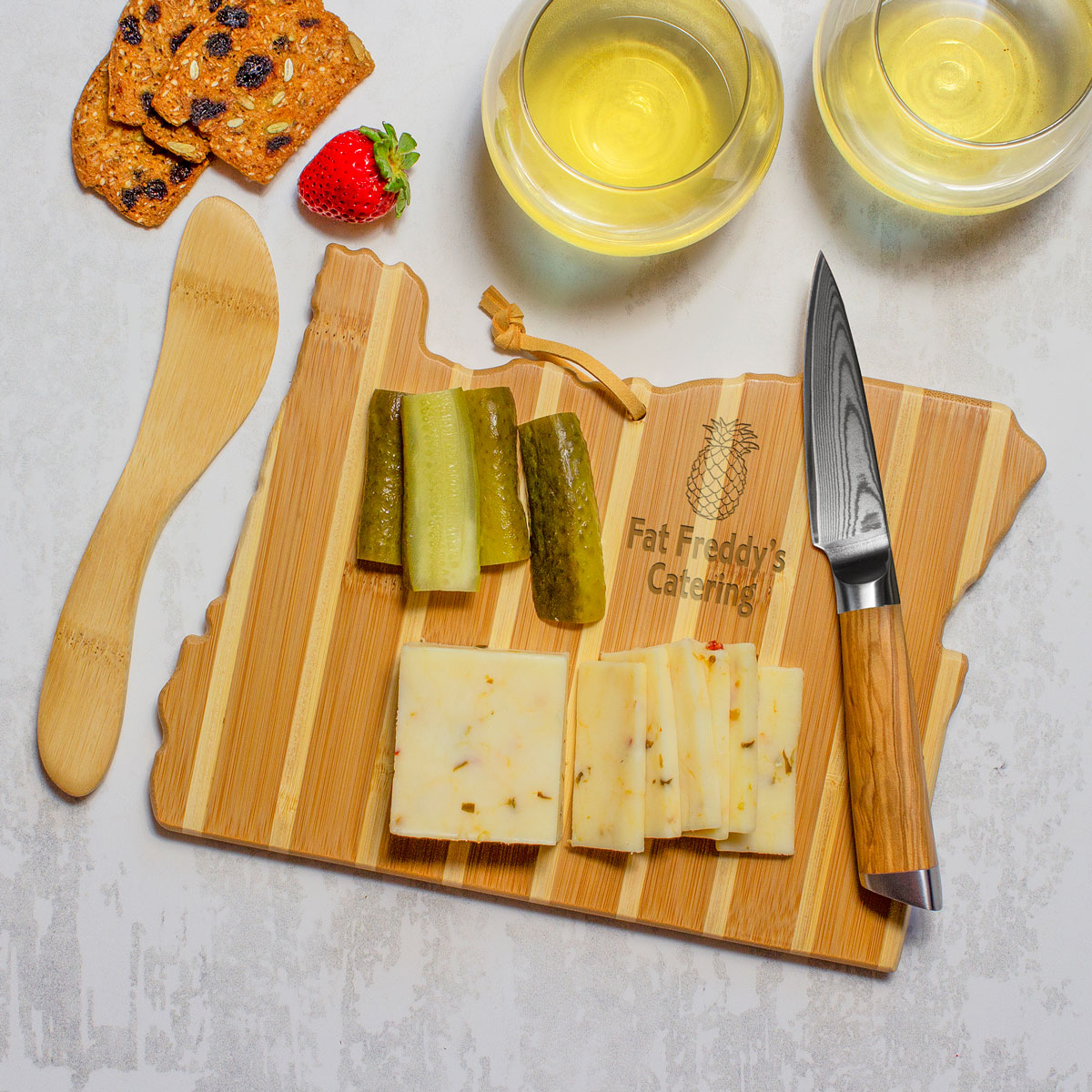 Oregon Charcuterie Board with Spreader Knife Gift Set 3